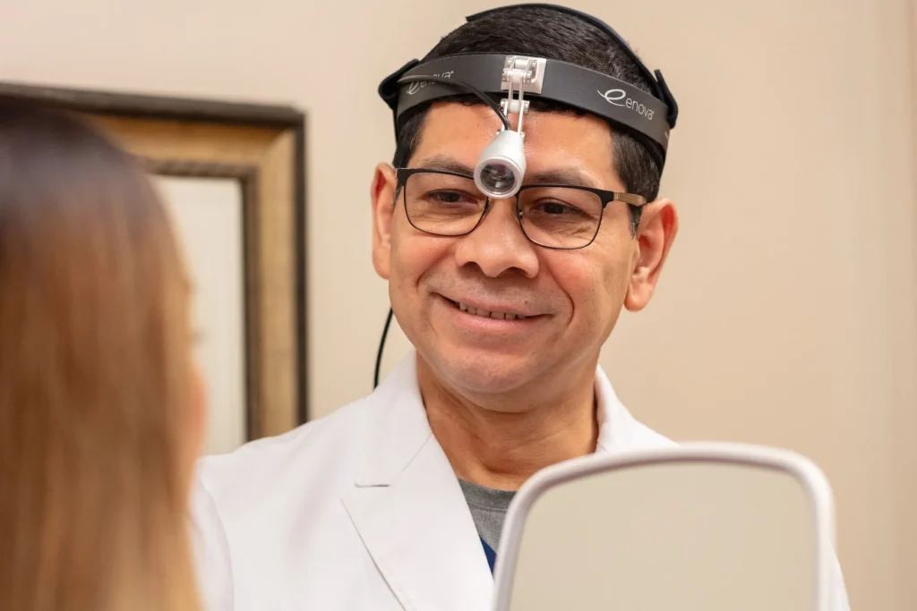 Plastic Surgeon in Kansas City – Victor Perez, MD, FACS